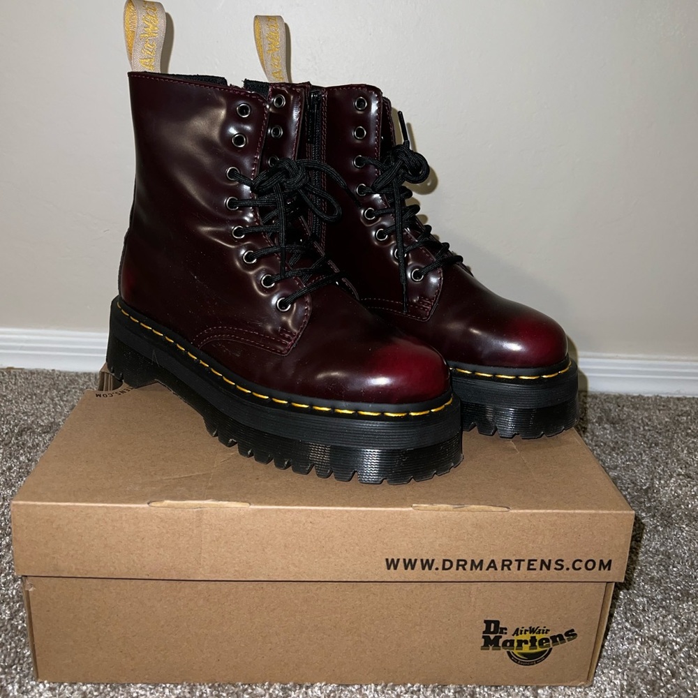 Dr. Martens VEGAN JADON II PLATFORM BOOTS